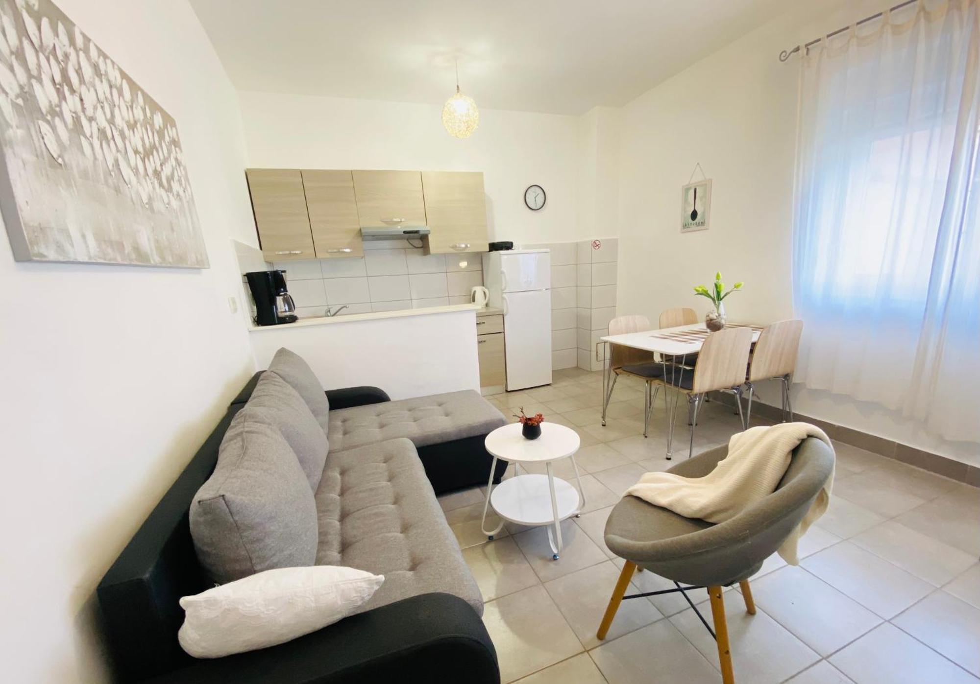 Luna Maris Apartment